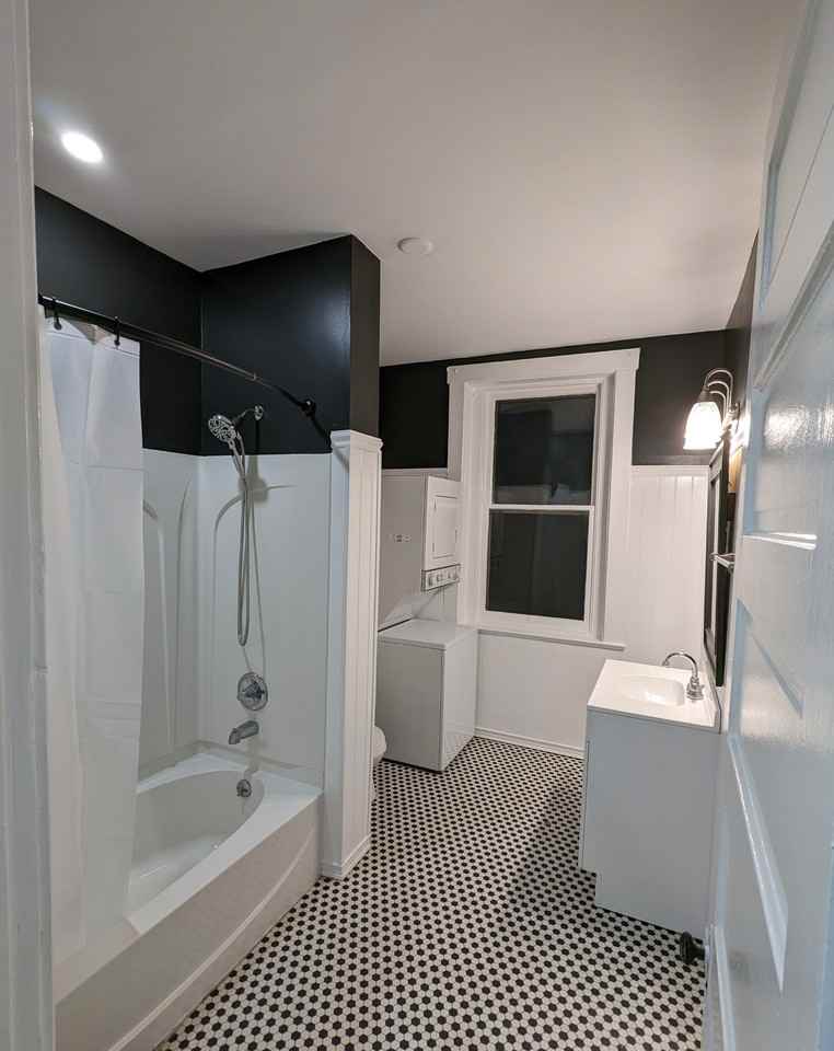 4619 Southern Pkwy #3 - Photo 5 of 16