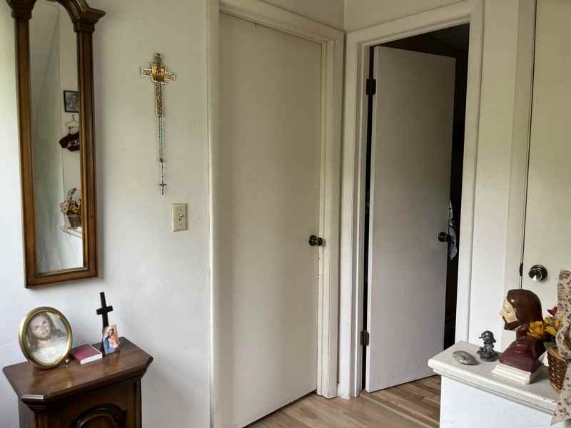 47 Carol Ct - Photo 3 of 7