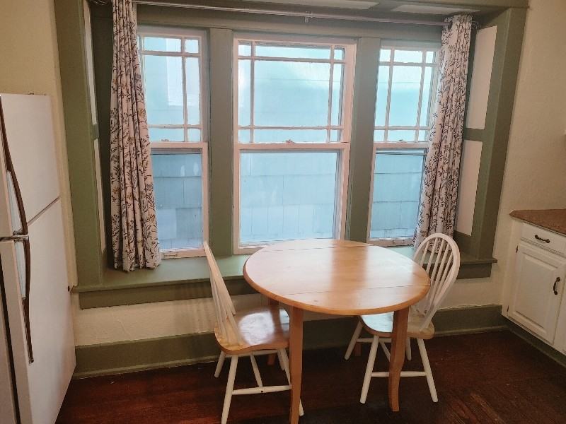 412 West Saginaw Street #1 - Photo 6 of 16