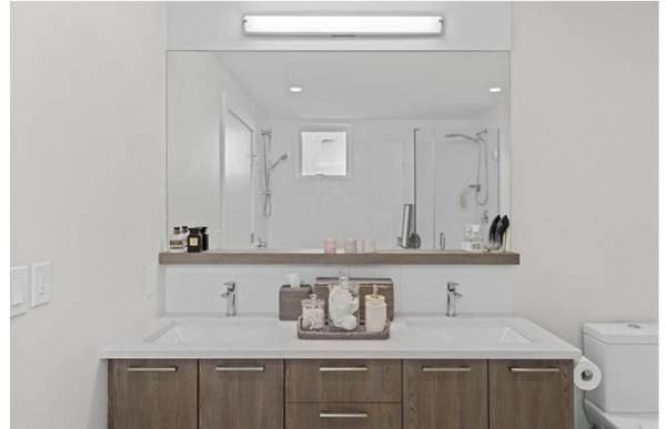 625 East 3rd Street - Photo 7 of 17