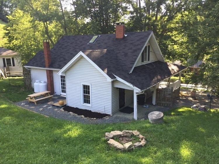 509 Hodges Gap Road - Photo 3 of 8