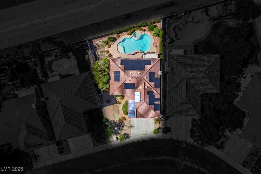 1813 Country Meadows Dr - Photo 5 of 50