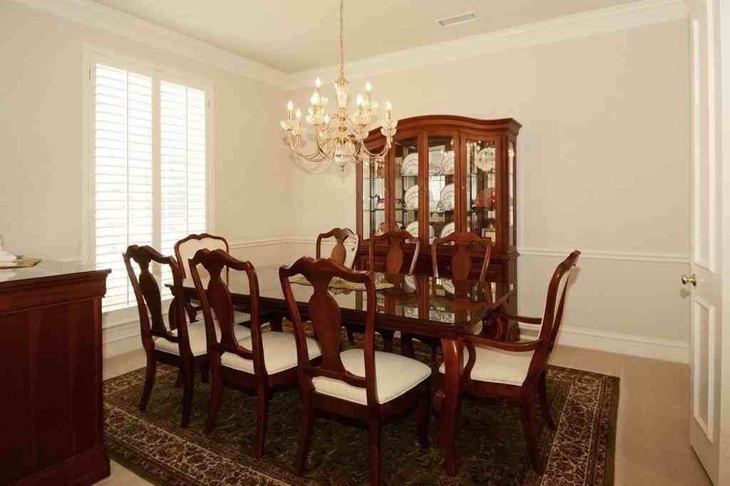 8617 Orchard Hill Dr - Photo 6 of 32