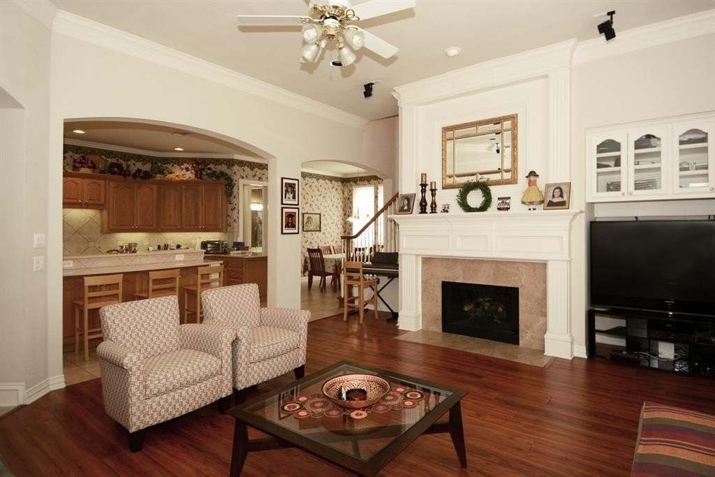 8617 Orchard Hill Dr - Photo 7 of 32