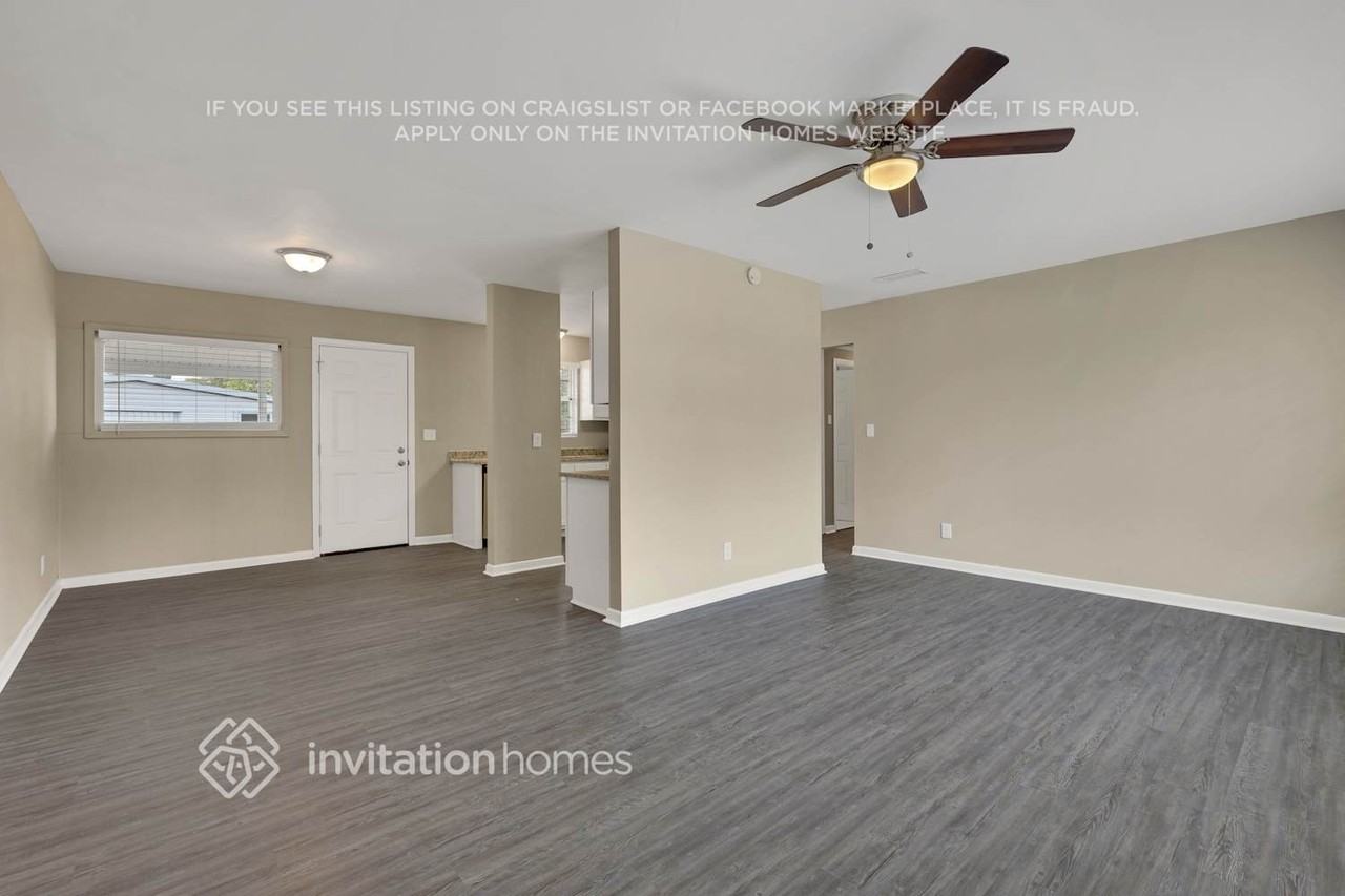 1650 Cezanne Dr W - Photo 2 of 21