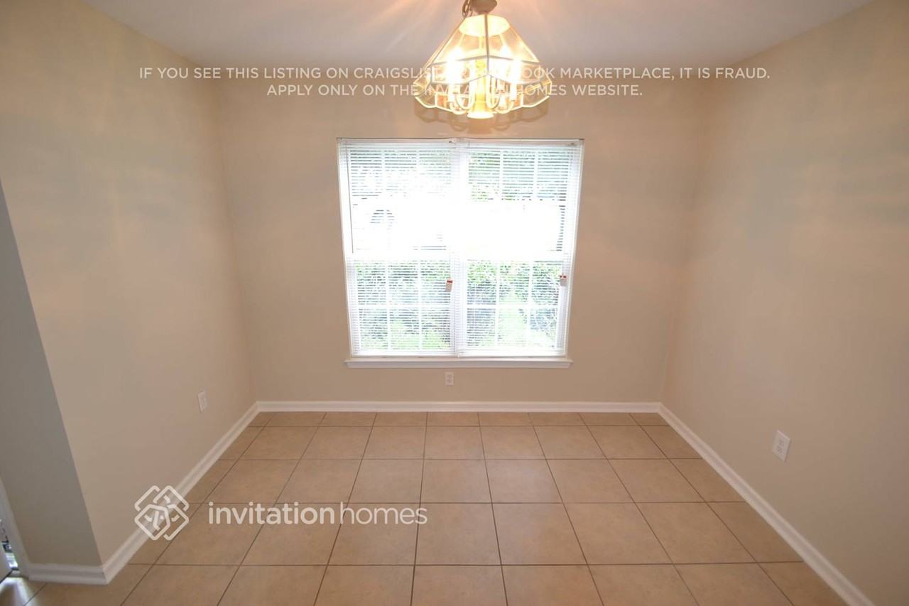 2326 Lomax Ct Se - Photo 3 of 11