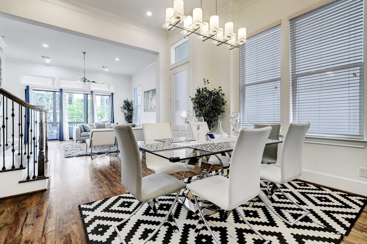 1229 W 15th 1/2 St - Photo 6 of 19