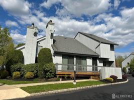 featured image of 46 Ironwood Ct