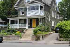 featured image of 47 Laurel St