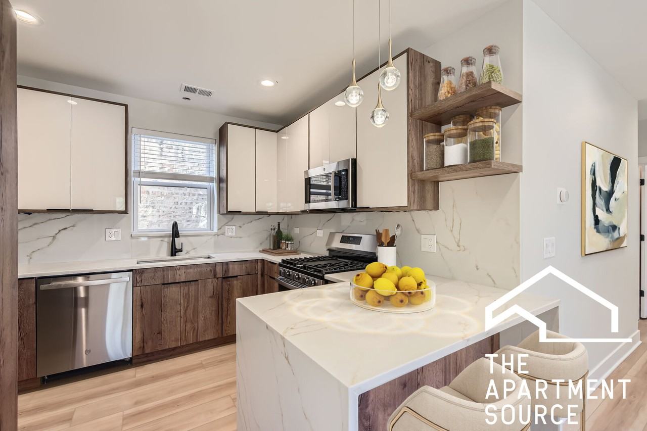 5014 N Rockwell St #1N - Photo 5 of 21