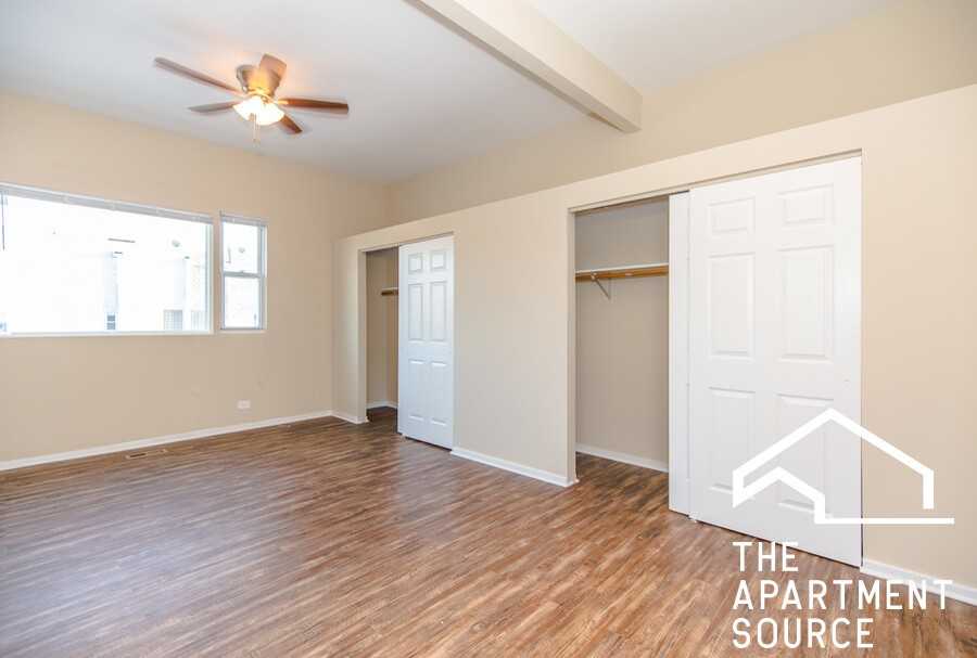 2445 N Clybourn Ave #2F - Photo 7 of 11