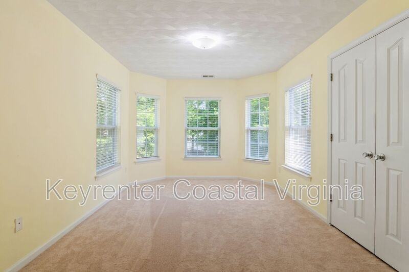 16221 Farah Ct - Photo 5 of 15