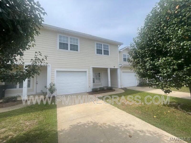 25 Courtyard Way - Photo 3 of 42