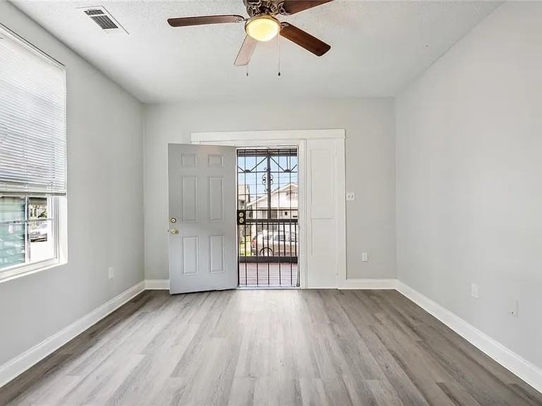 1005 Gordon St #1005 - Photo 2 of 8