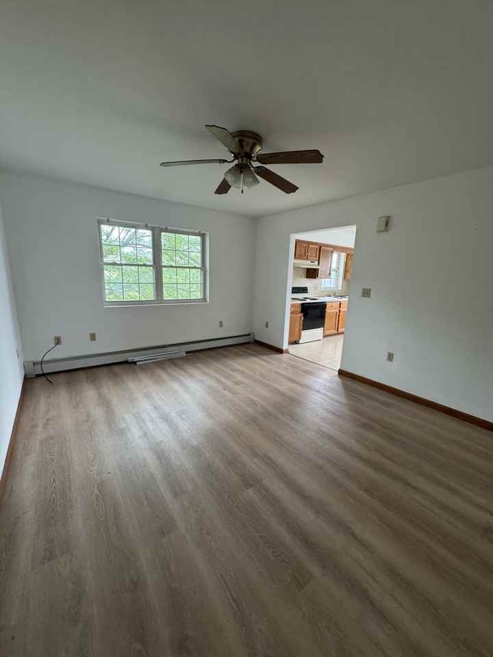 622 Terrace St - Photo 4 of 12