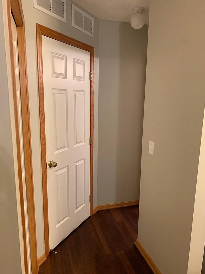 2621 Yellowstone Dr - Photo 3 of 26