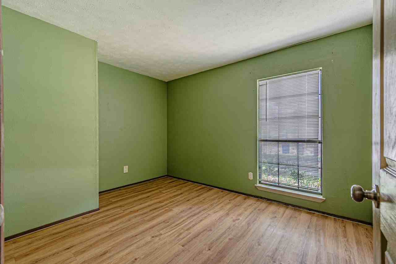 532 Windsor Dr #532WINDSOR - Photo 7 of 14