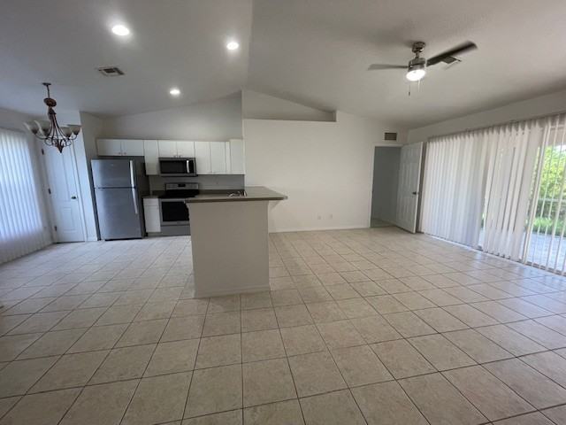 2717 43rd St Sw - Photo 2 of 12