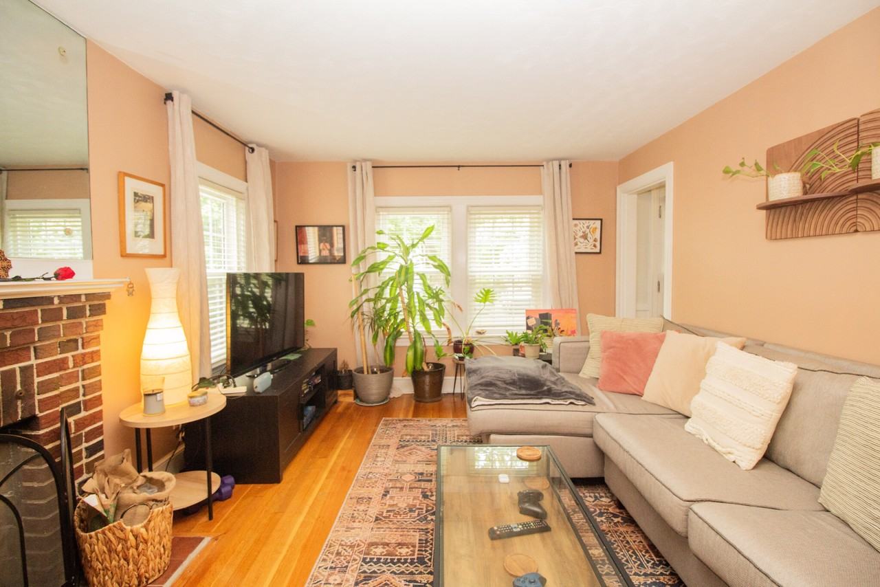 12 Fisher Rd - Photo 2 of 33