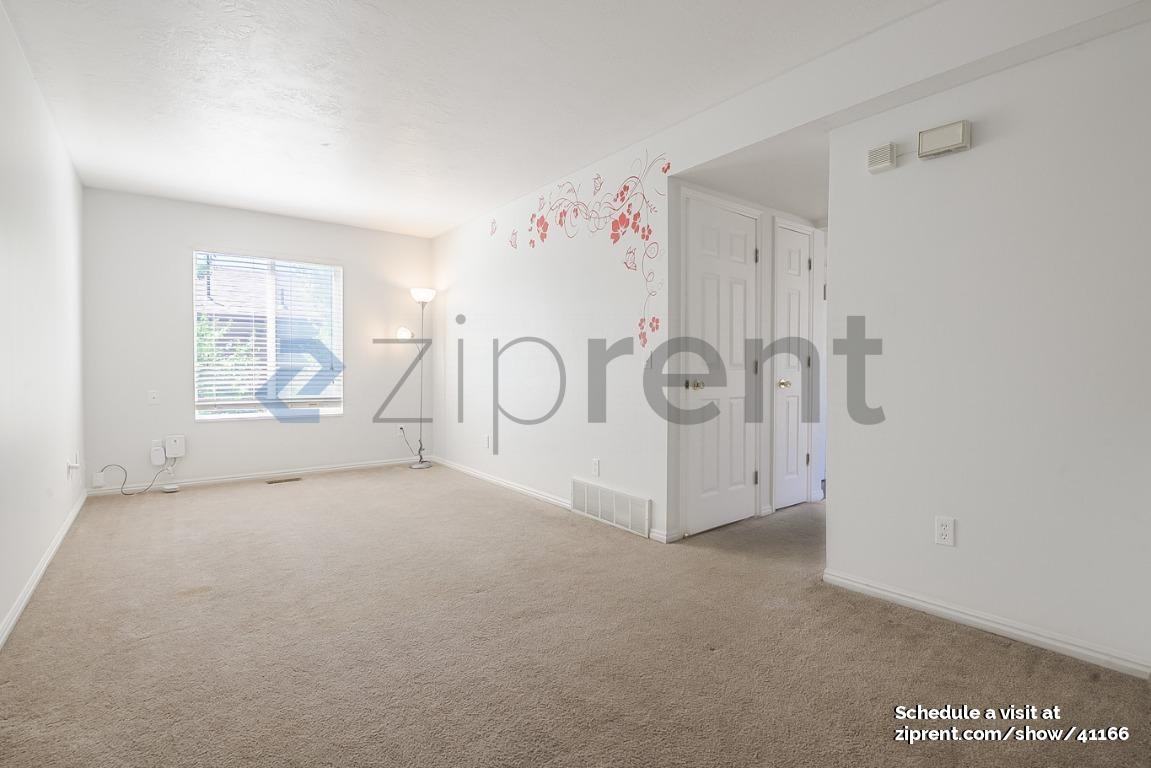 1024 Westsouth - Photo 5 of 21