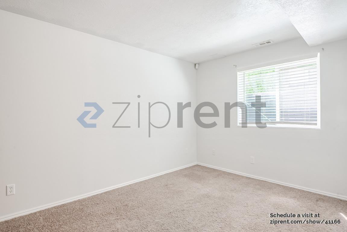 1024 Westsouth - Photo 6 of 21