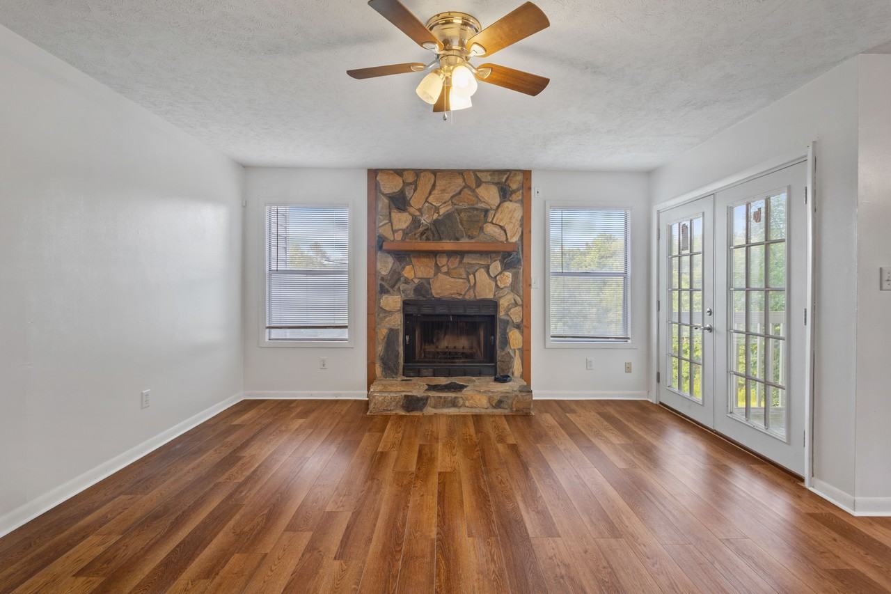 6736 Willowbrook Drive #6 - Photo 7 of 25