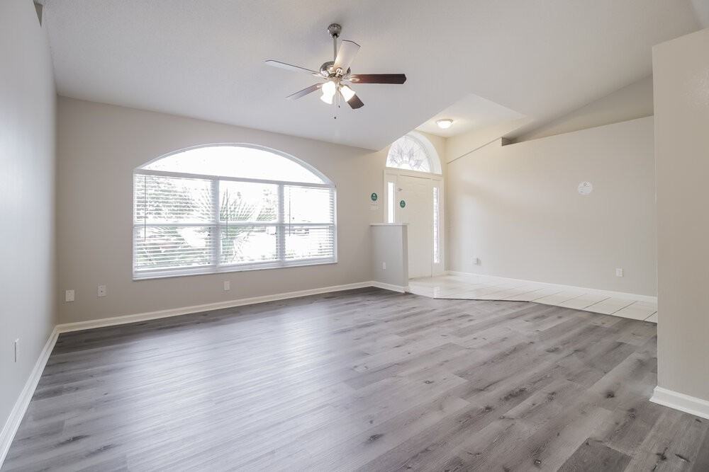 502 Oak Branch Ct - Photo 3 of 16