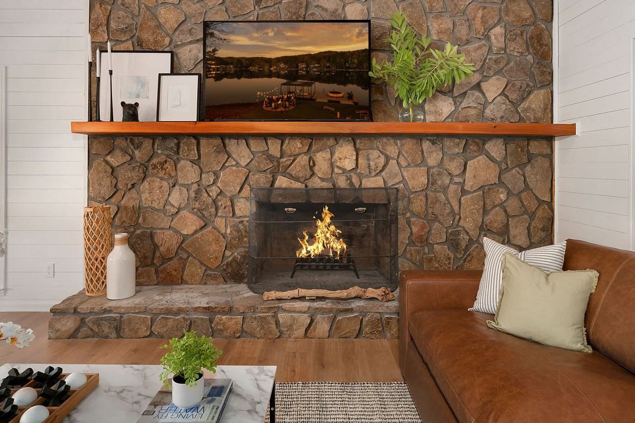 129 Broadwater Ct #1036669P - Photo 3 of 50