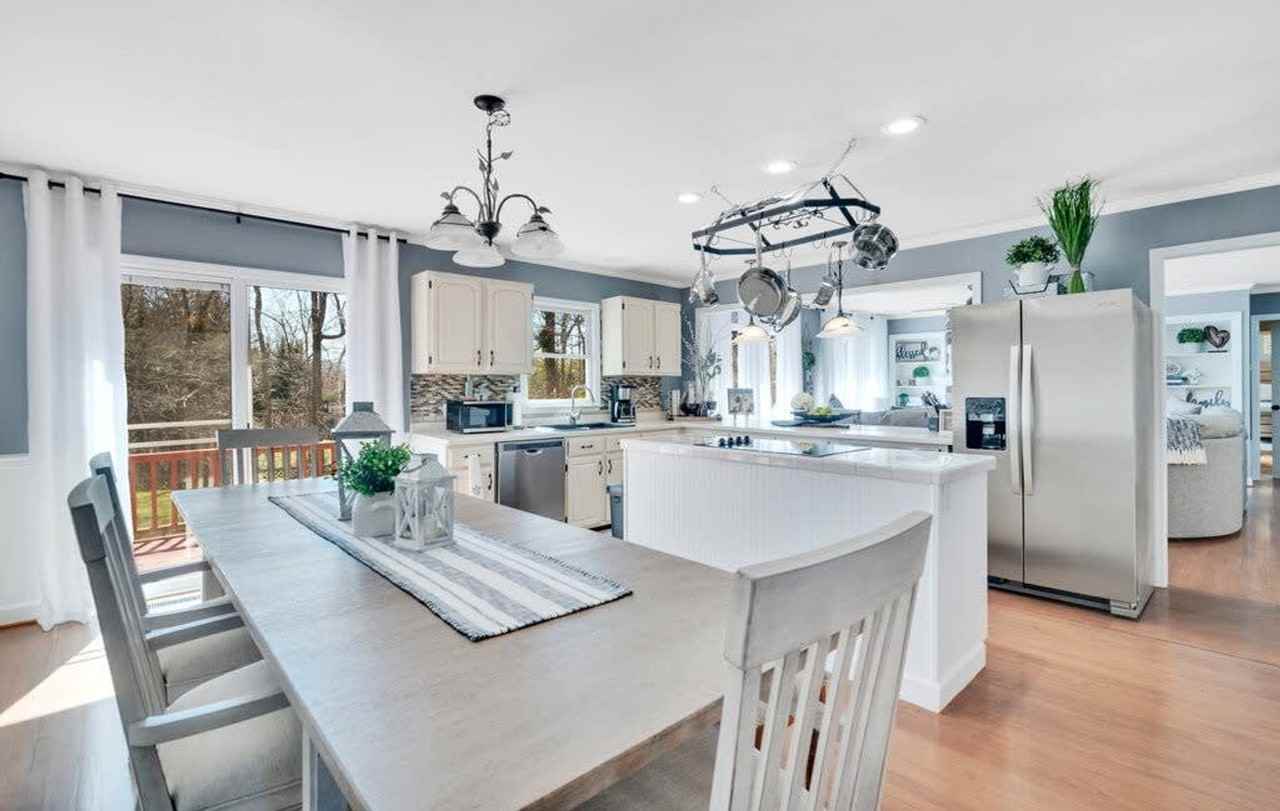 10 High Meadows Dr #1236830P - Photo 3 of 41