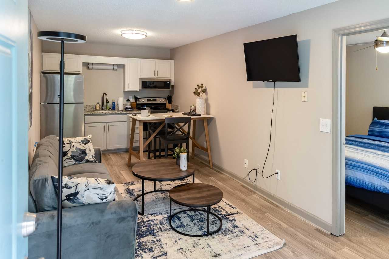 Vue at Rocket City - Photo 7 of 37