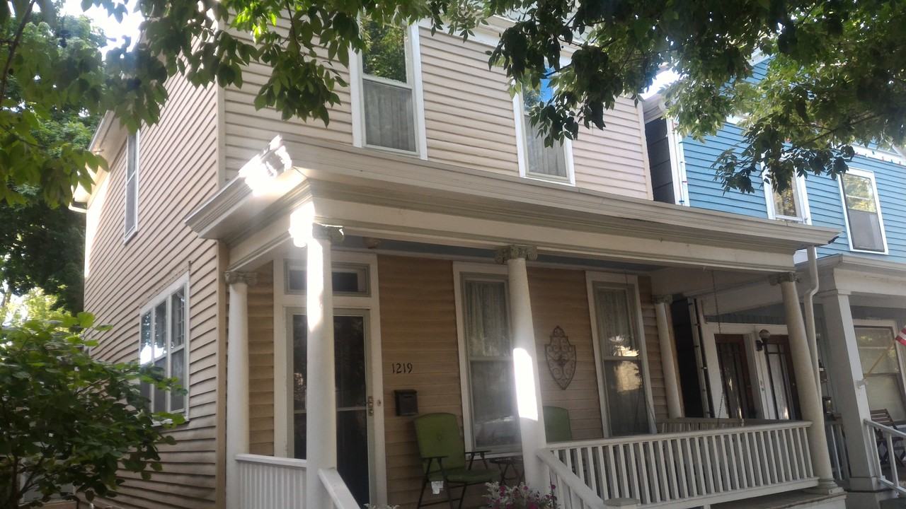 1219 W Washington Blvd #1219 - Photo 2 of 15