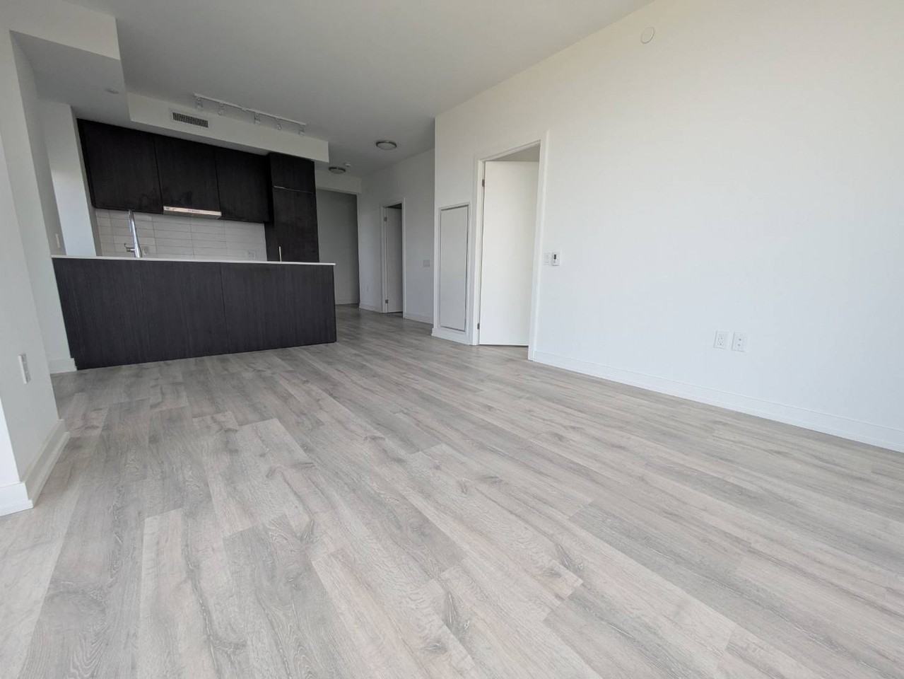 N2003- 7 Golden Lion Heights - Photo 3 of 28