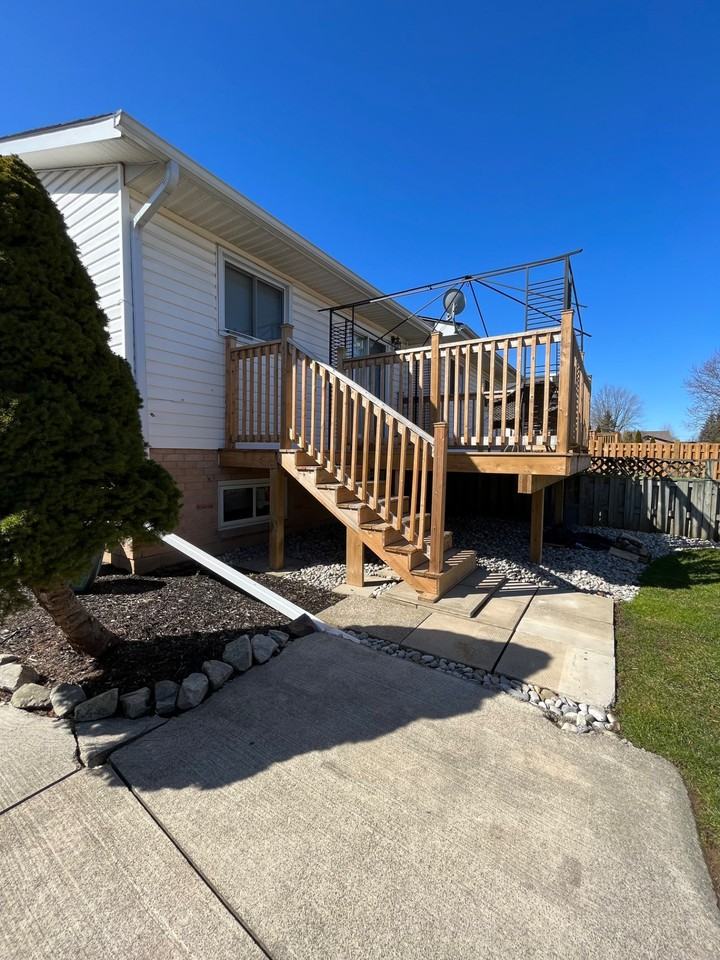 24 Briasdale Crescent - Photo 2 of 16