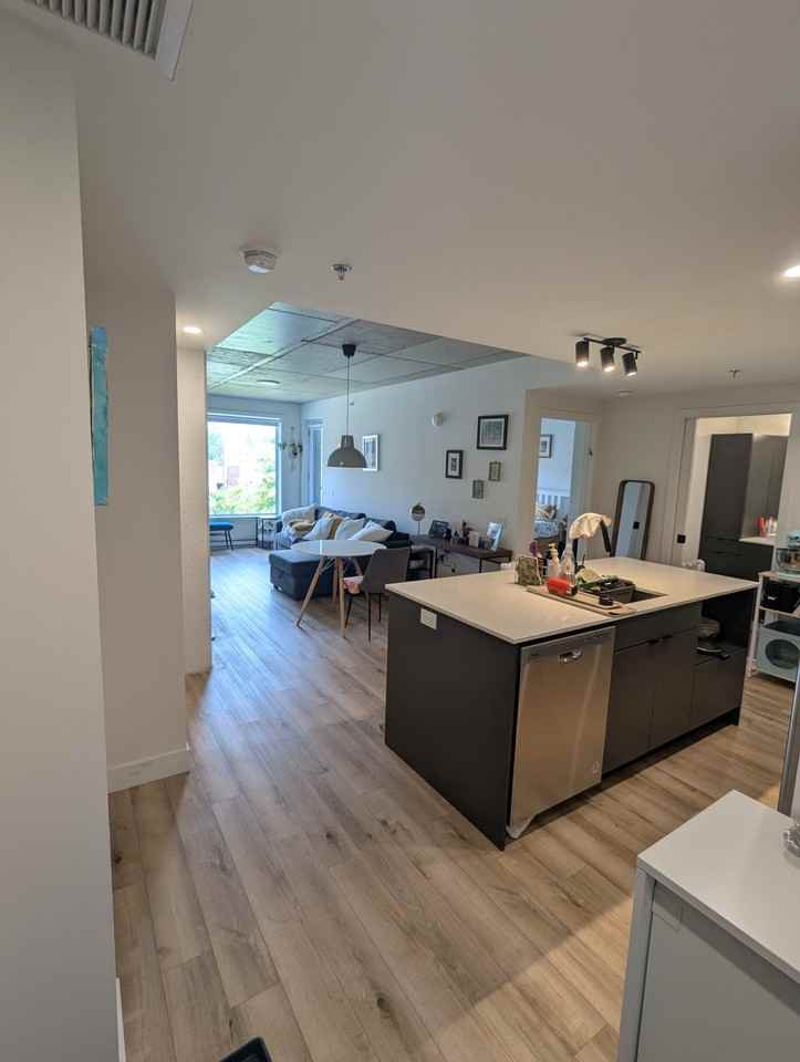 Rue Saint-Patrick - Photo 3 of 24