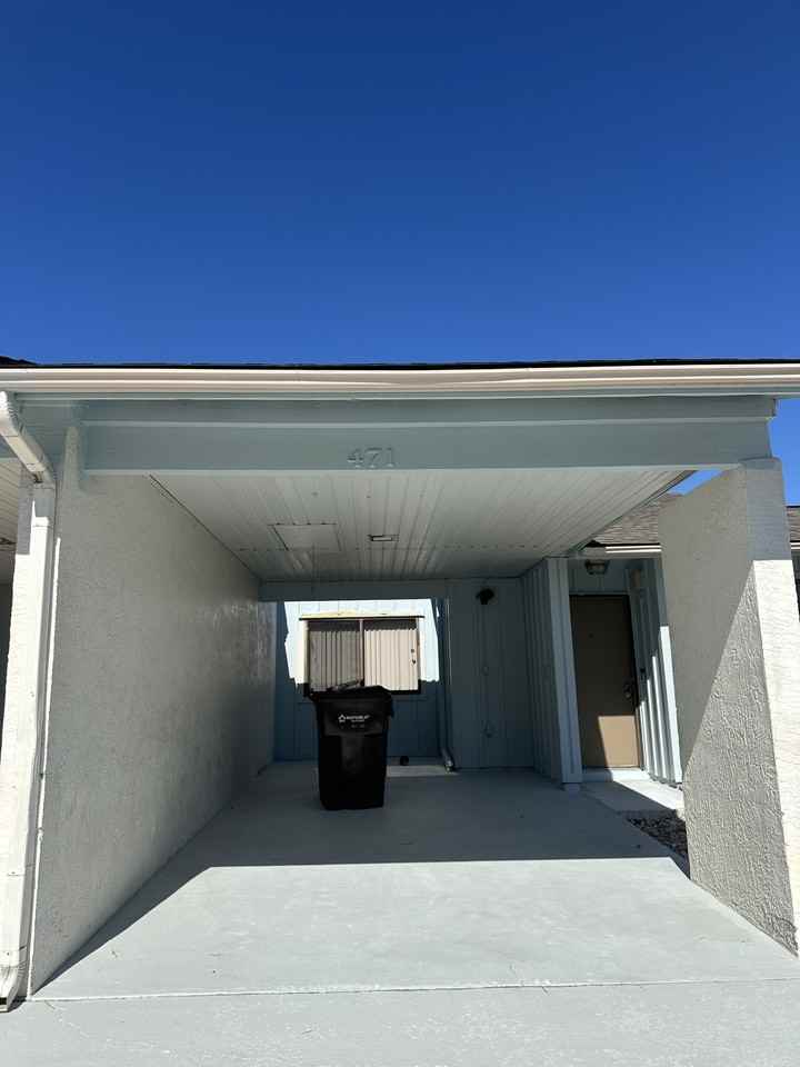 471 Prestwick Pl #471 - Photo 2 of 9