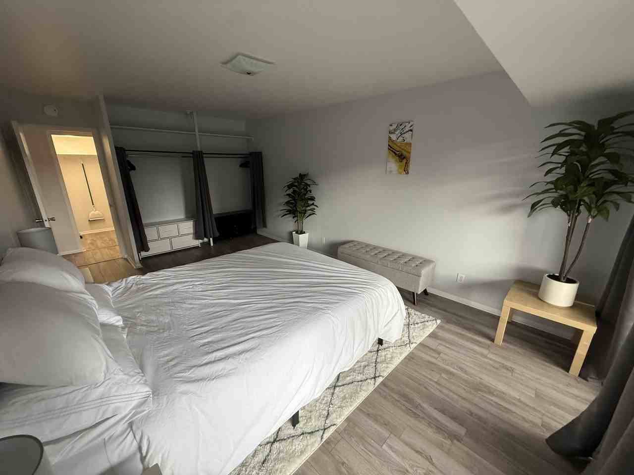 1121 Albion St #508 - Photo 4 of 20