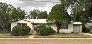 featured image of 808 Texas Ave