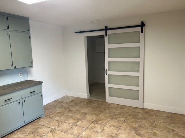 808 Texas Ave - Photo 3 of 16