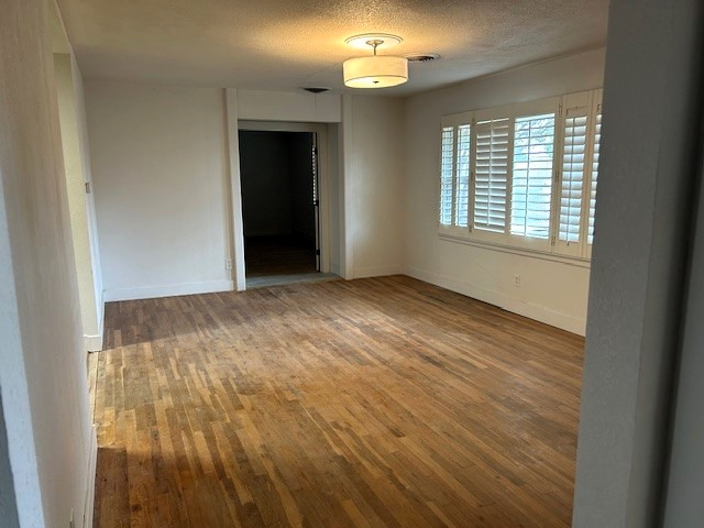 808 Texas Ave - Photo 4 of 16