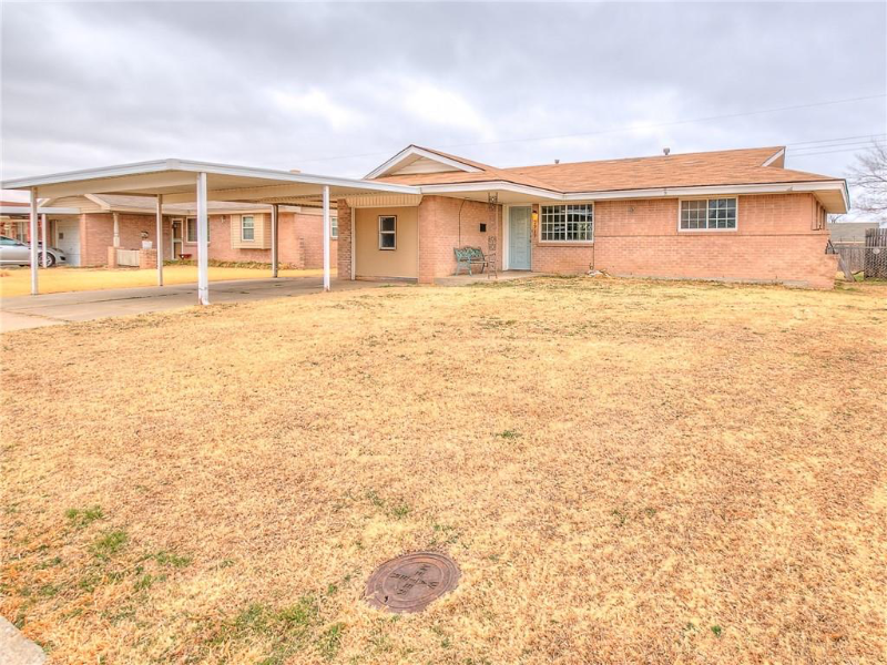 2717 Sw 80th St - Photo 2 of 7