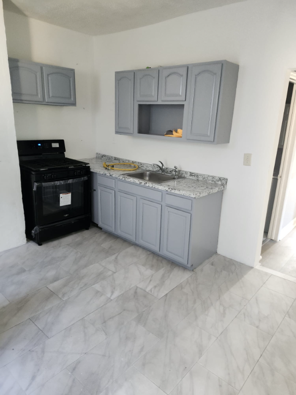 2 Long St #2L - Photo 6 of 6