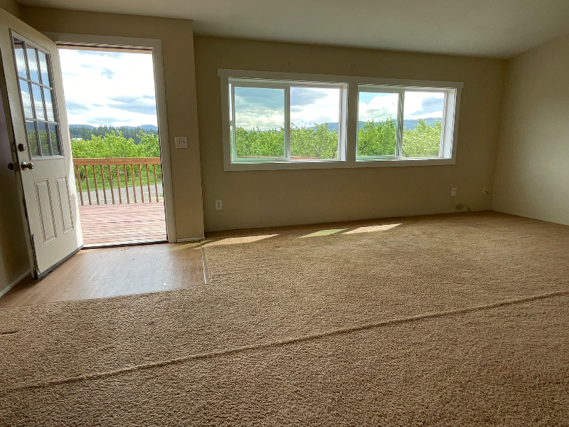 3760 Blackburn Dr - Photo 3 of 9