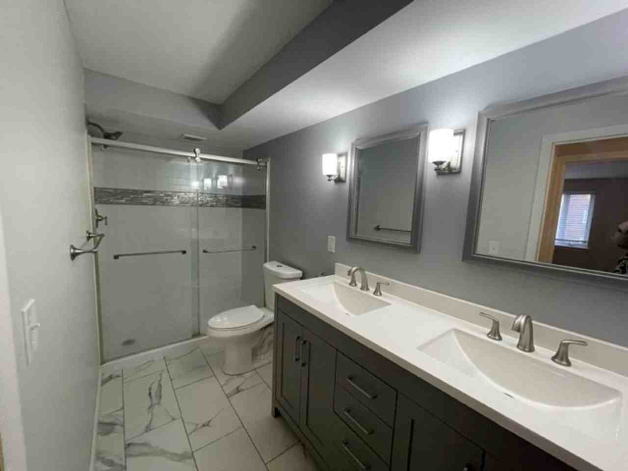 115 S Main St - Photo 6 of 8