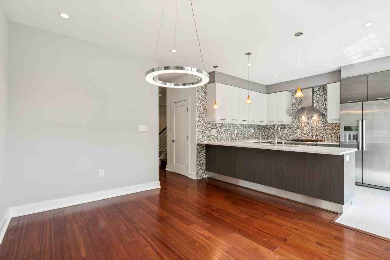 3521 S Reserve Dr - Photo 5 of 37