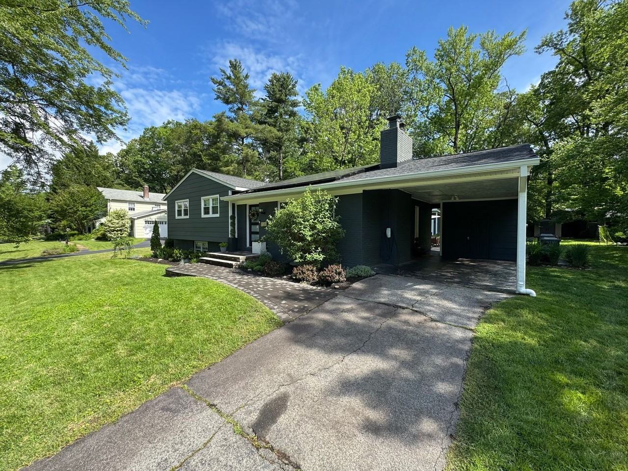 4422 Neptune Dr - Photo 2 of 43