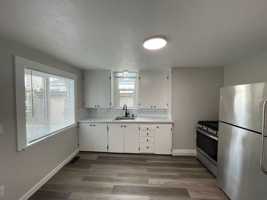 featured image of 2232 Hoyt Ave