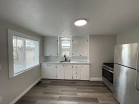 2232 Hoyt Ave- 5 Unit - Photo 1 of 1