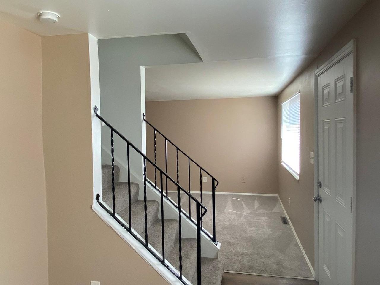 2600 Parklawn Dr #18 - Photo 7 of 13