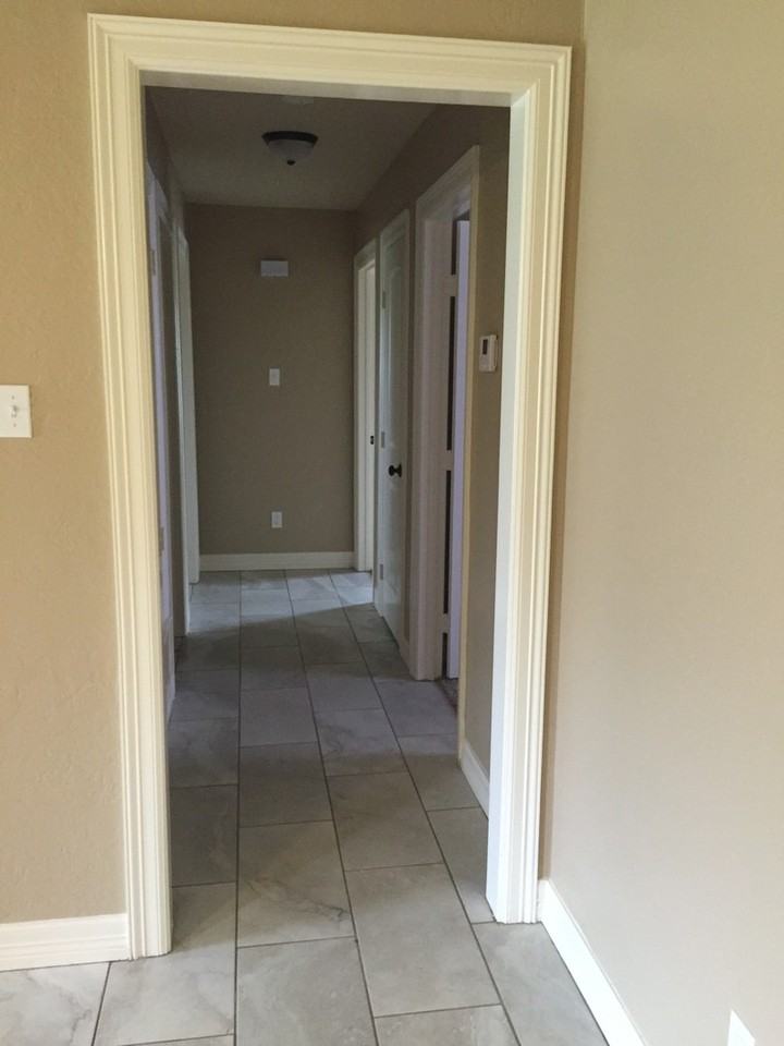 2828 Lafamo Rd - Photo 7 of 18