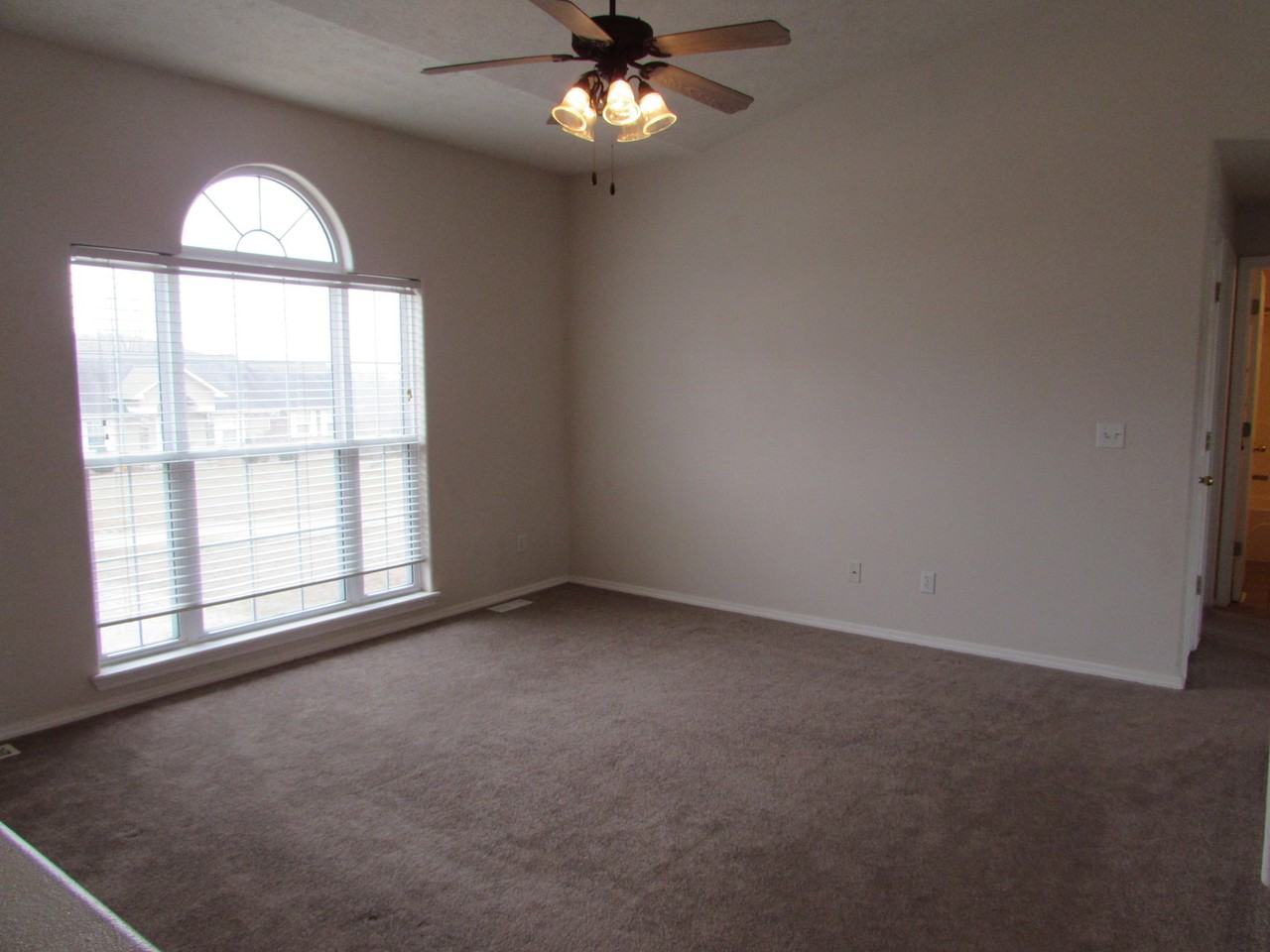 16910 Lime Stone - Photo 3 of 19